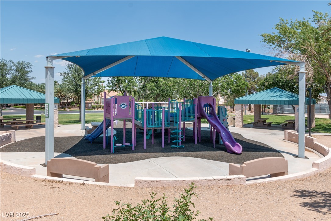 7 Barton Spring Circle