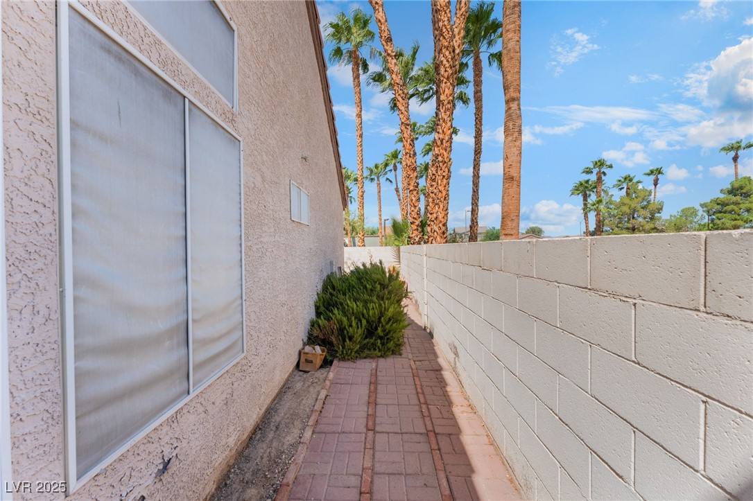 1701 Comstock Drive