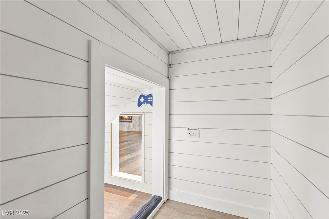 1125 Lumina Court