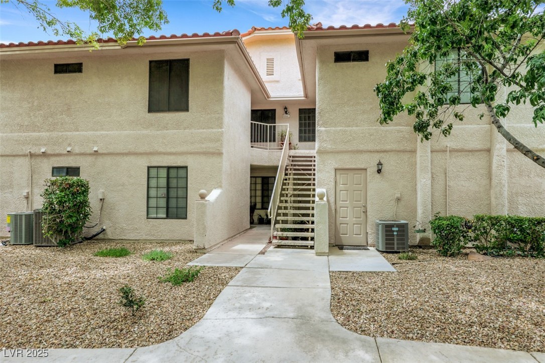 2627 South Durango Drive 201