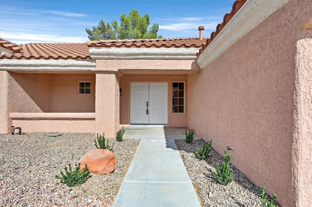 2820 Golf Links Drive