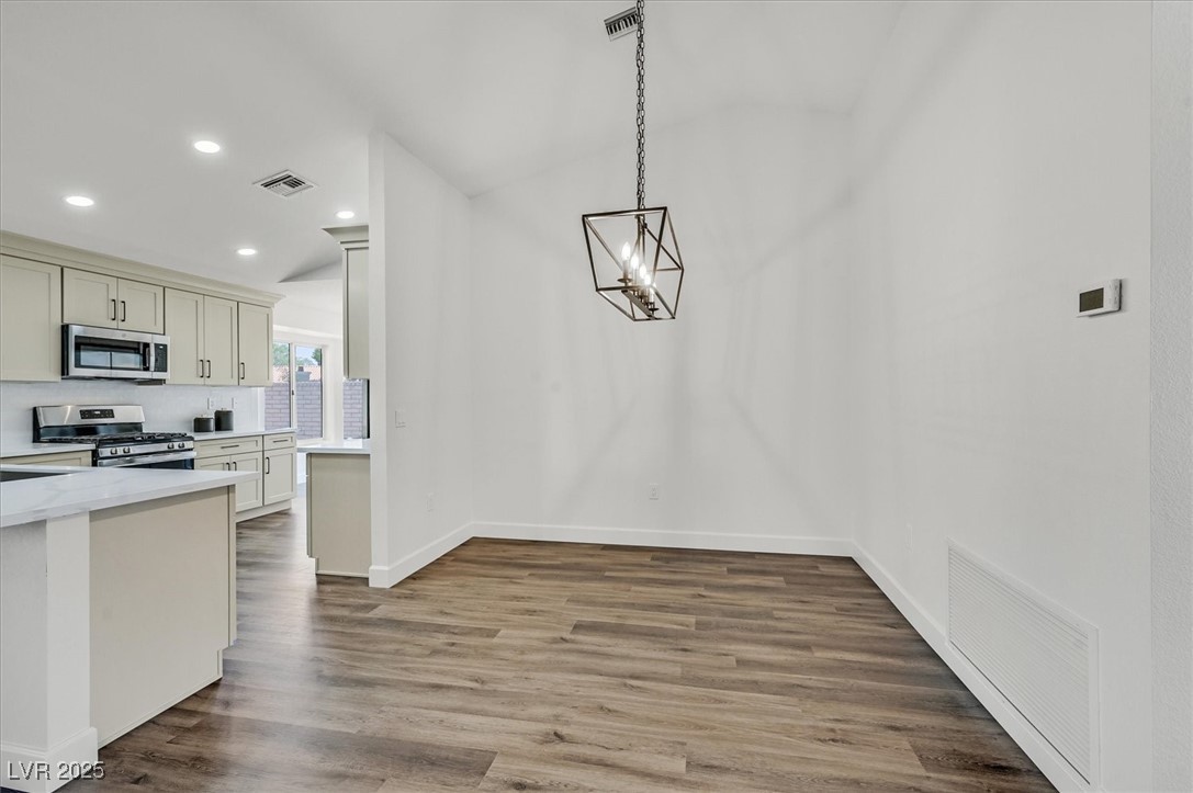 2820 Golf Links Drive