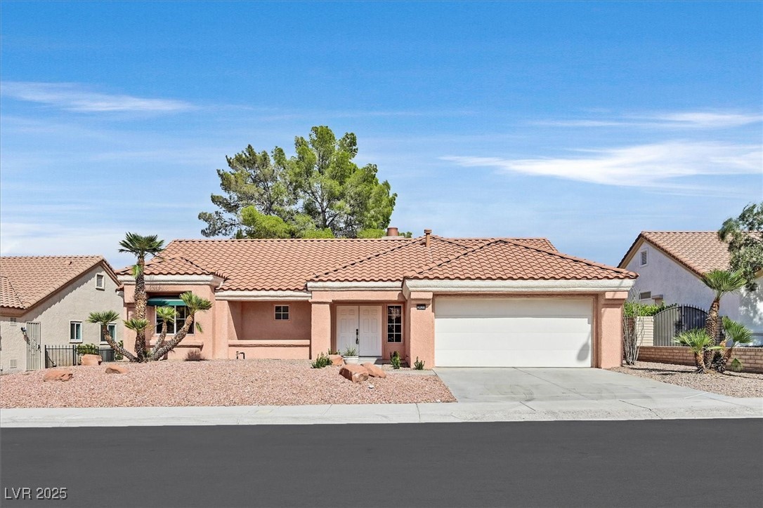 2820 Golf Links Drive
