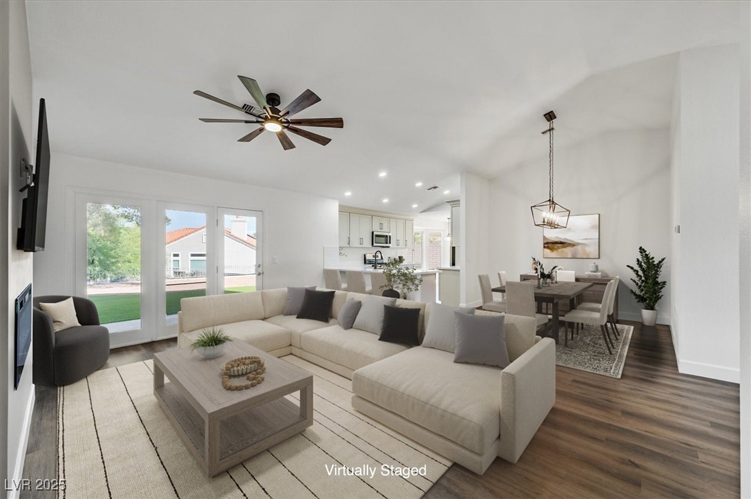 2820 Golf Links Drive