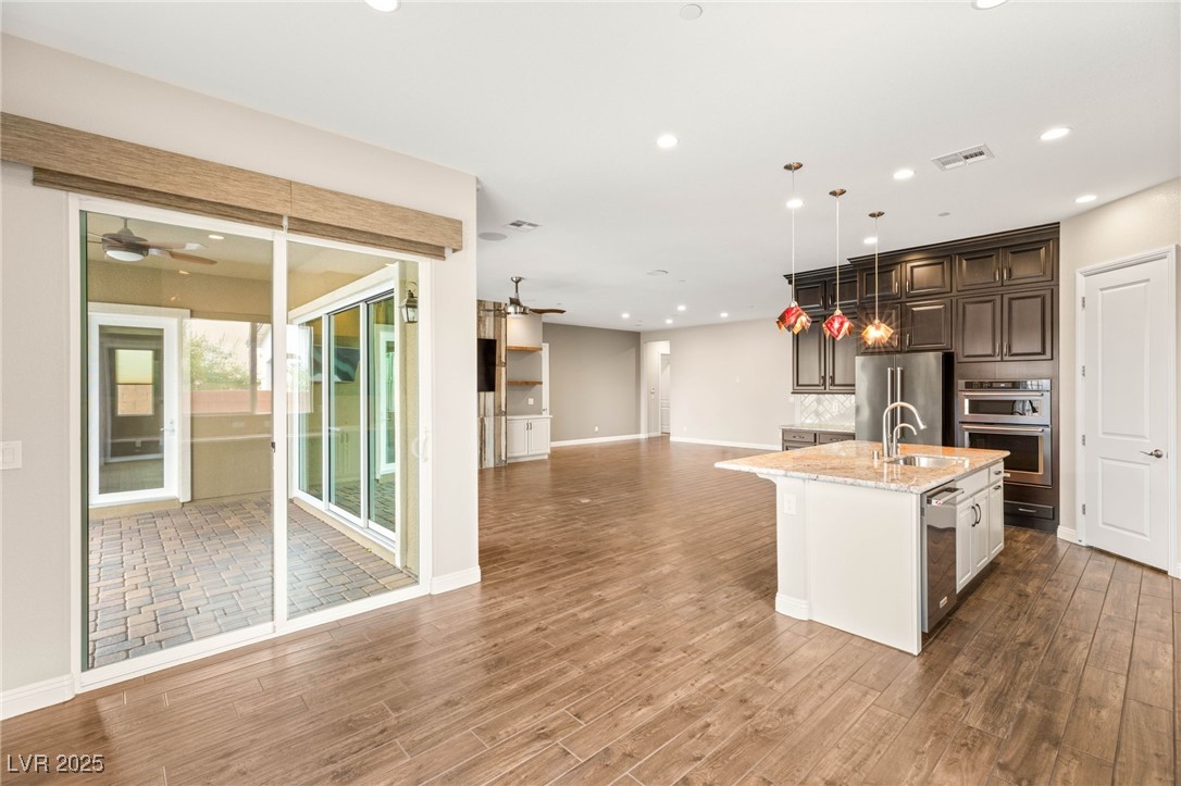 2116 Canvas Edge Drive