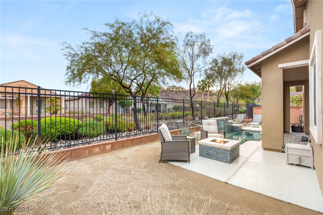 2116 Canvas Edge Drive