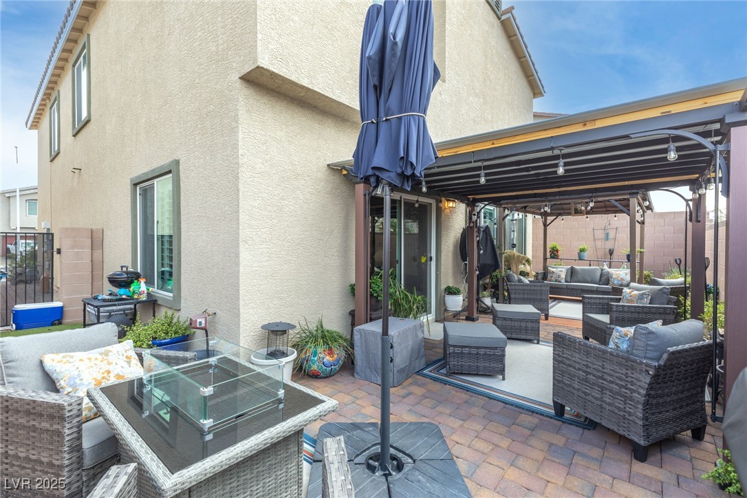 1981 Komodo Dragon Court