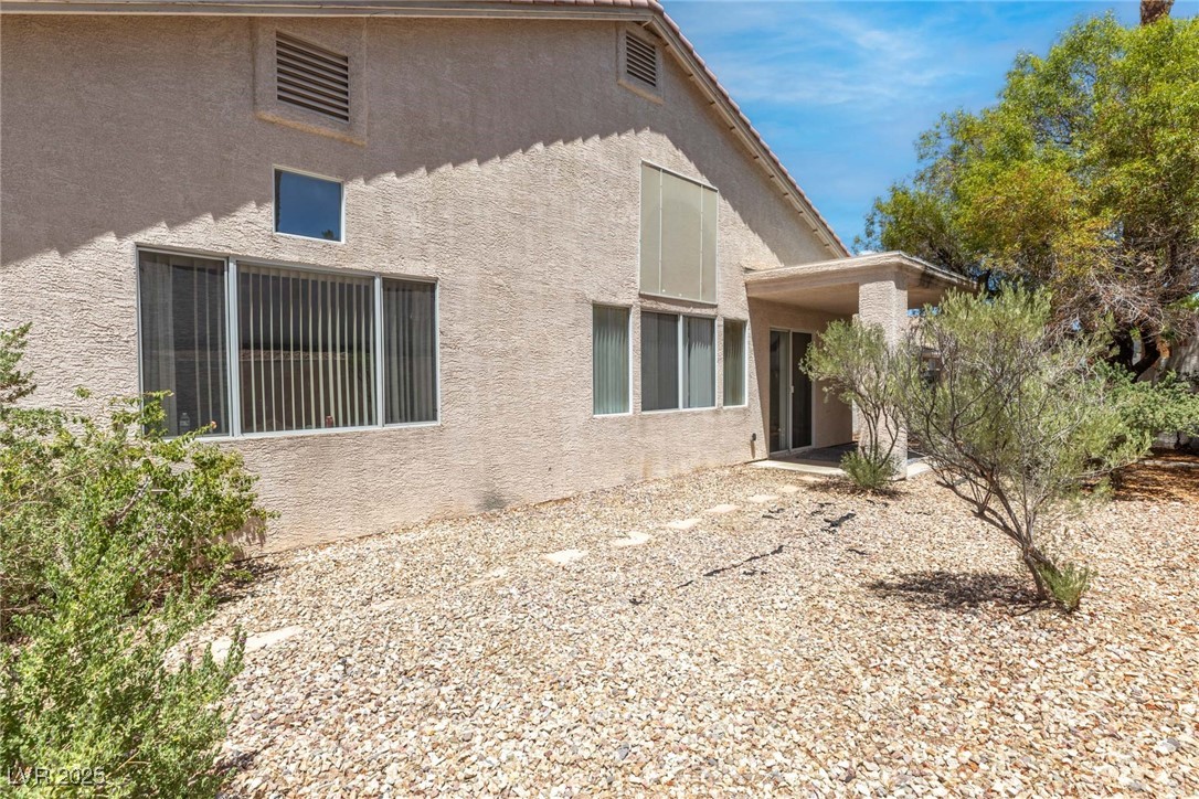 24 Staghorn Street