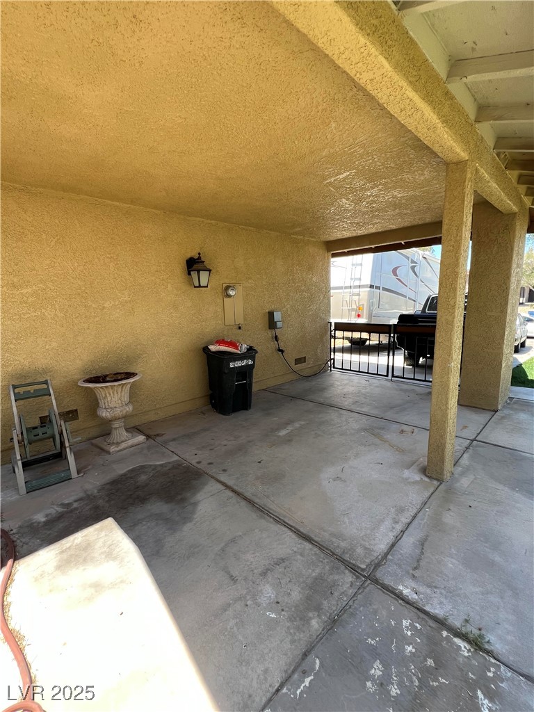 7247 Manatee Court