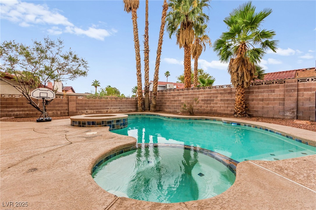 5195 Ganado Drive