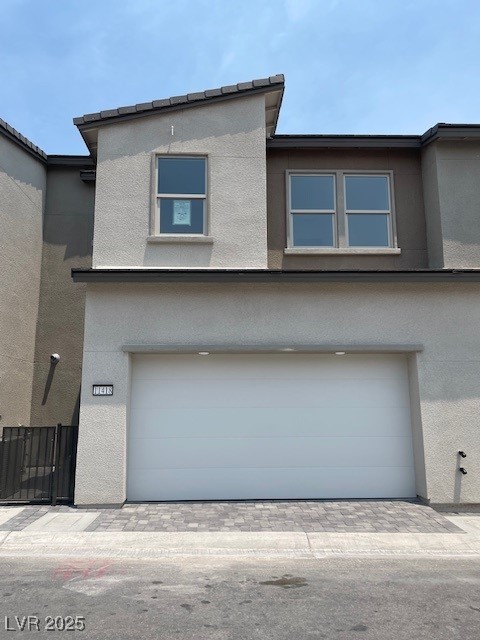 11418 Crimson Ledge Avenue