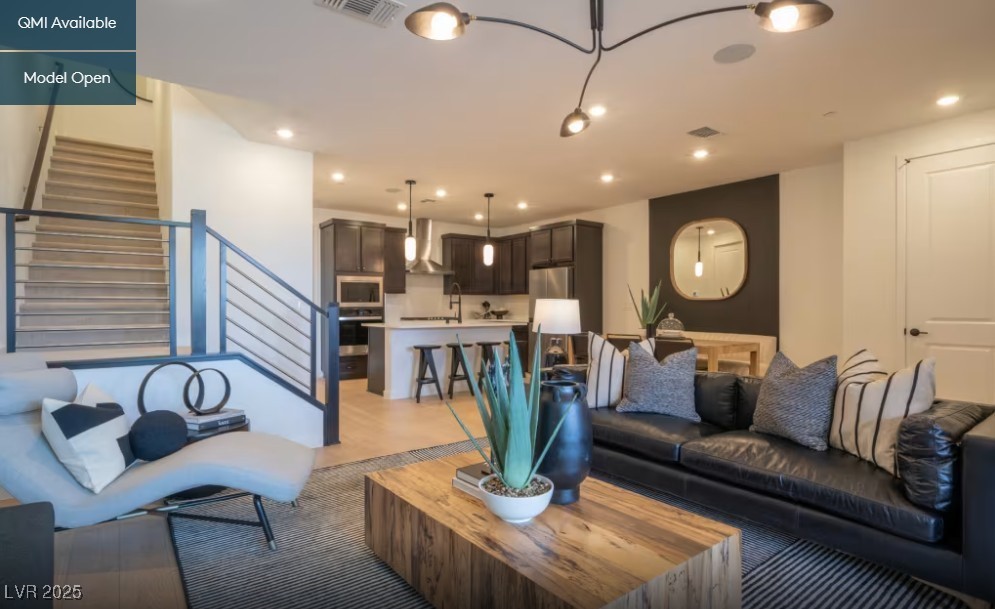 11418 Crimson Ledge Avenue