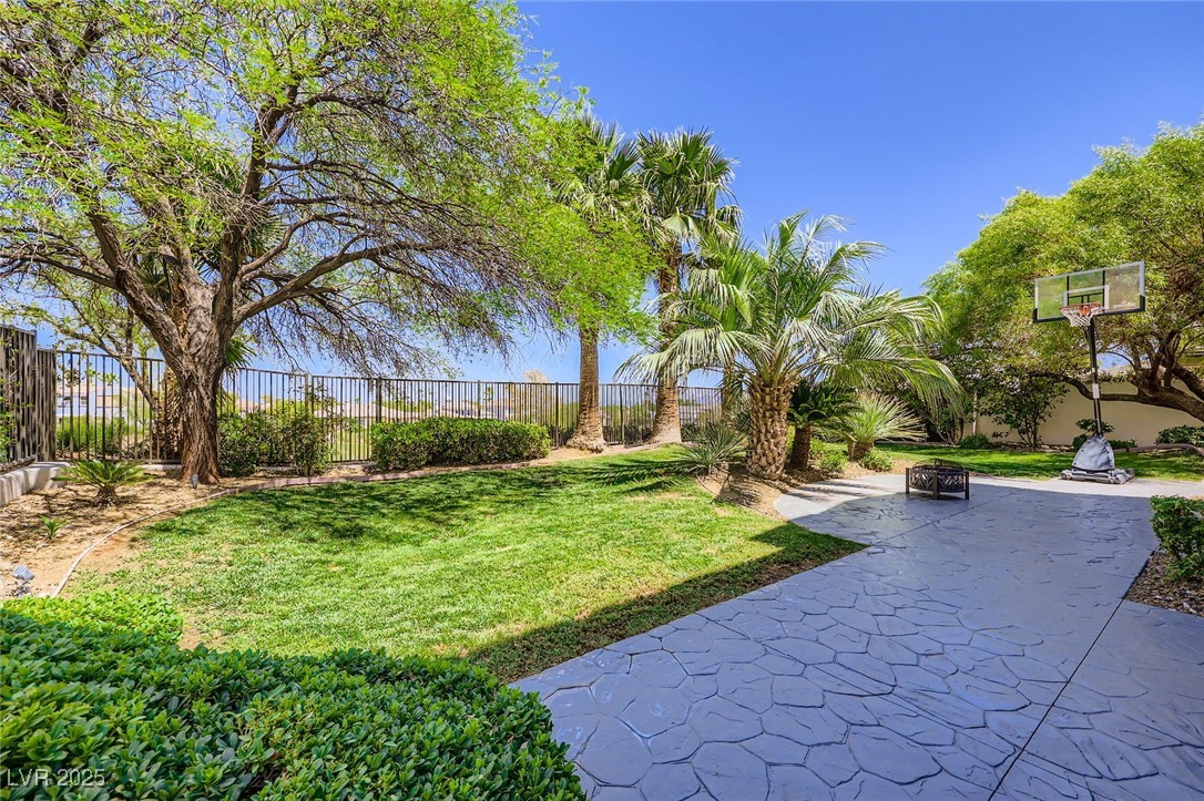 2620 Grassy Spring Place