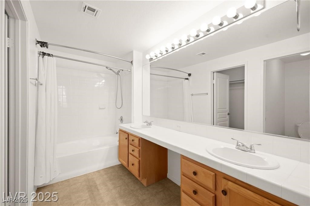 913 Duckhorn Court 204