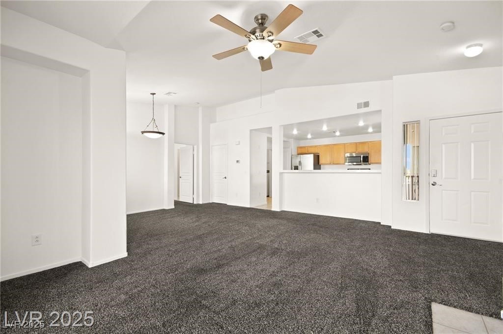 913 Duckhorn Court 204