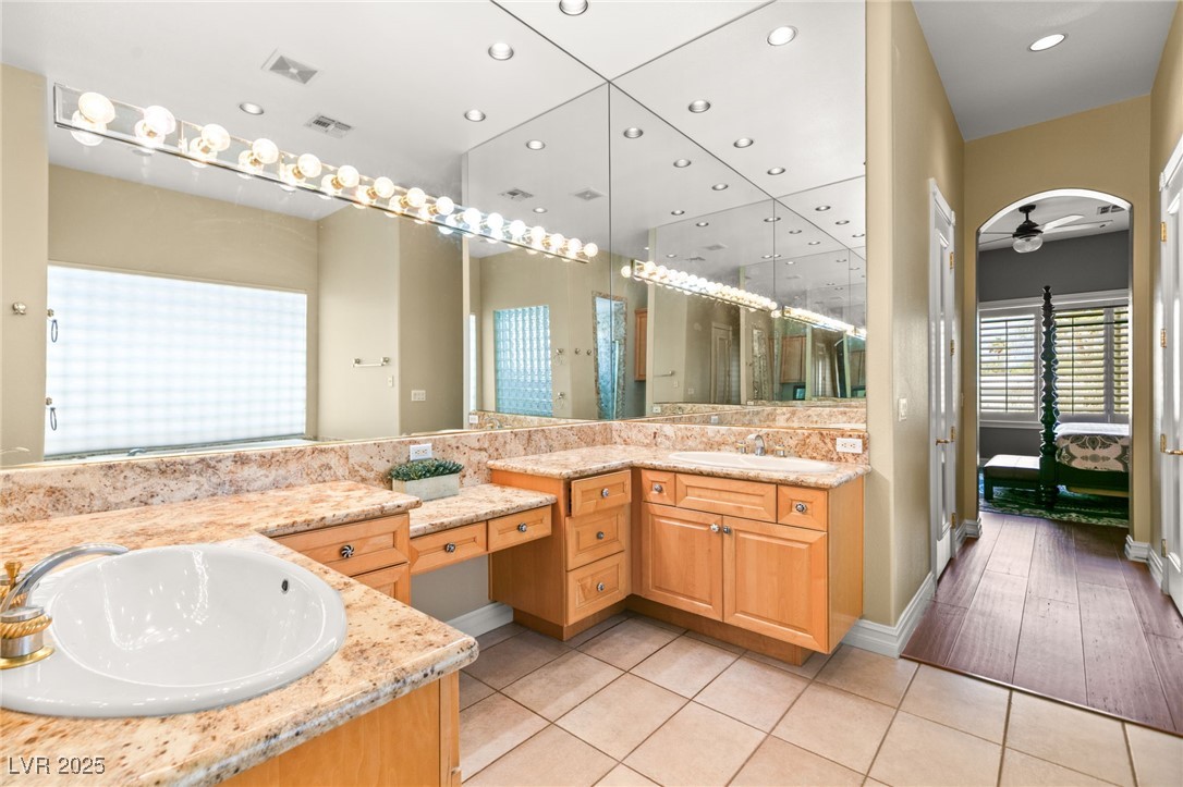 7520 Captains Harbor Drive