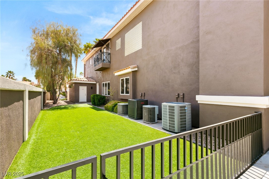 7520 Captains Harbor Drive