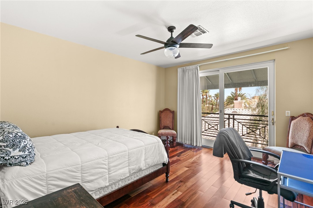 7520 Captains Harbor Drive