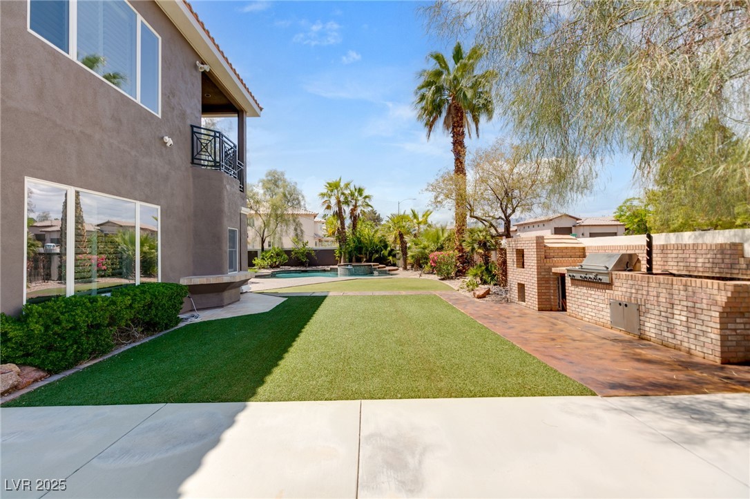 7520 Captains Harbor Drive