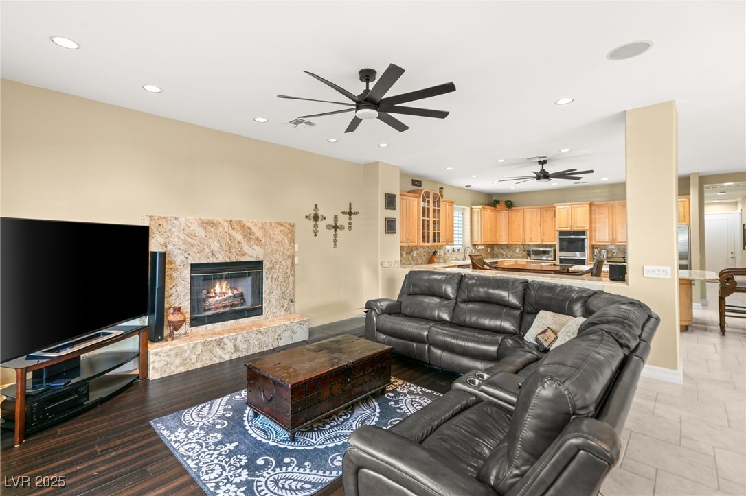 7520 Captains Harbor Drive