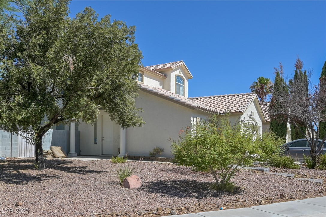 3428 Strawberry Roan Road