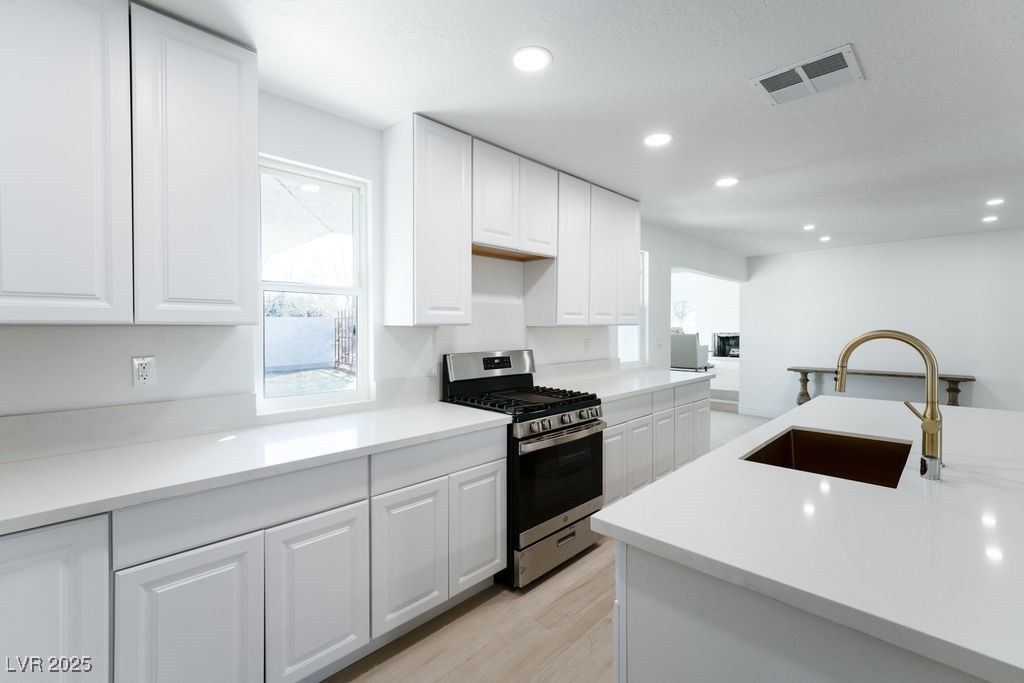 714 Lacy Lane