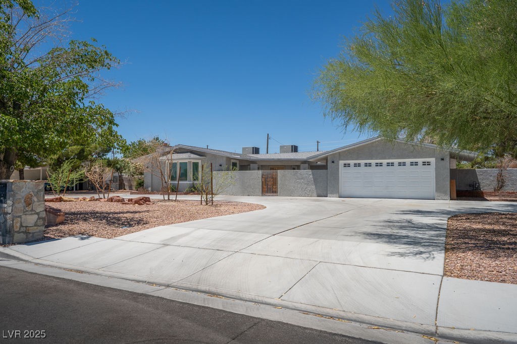 714 Lacy Lane