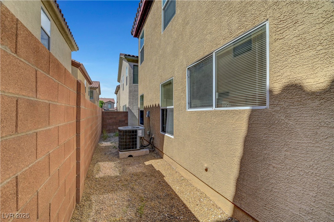 523 Cabis Bay Street