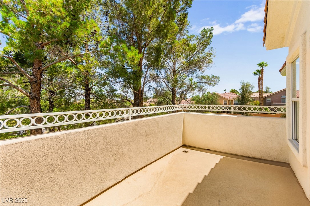 1800 Aztec Cliffs Court