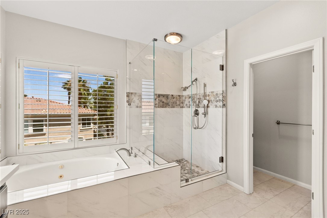 1800 Aztec Cliffs Court