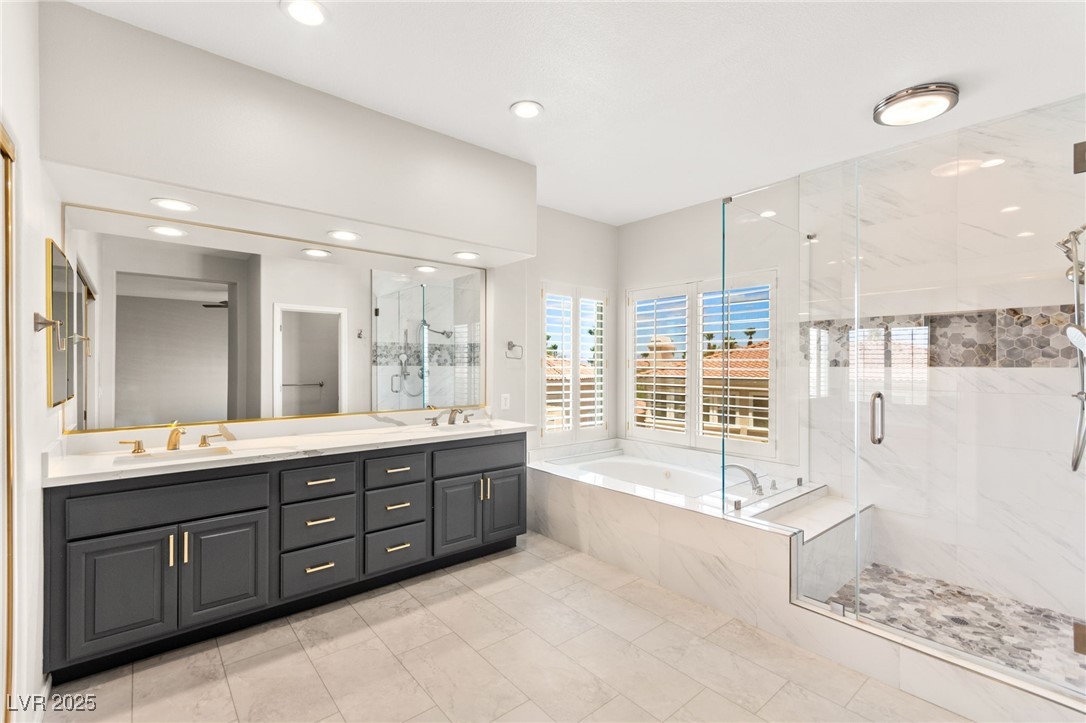 1800 Aztec Cliffs Court
