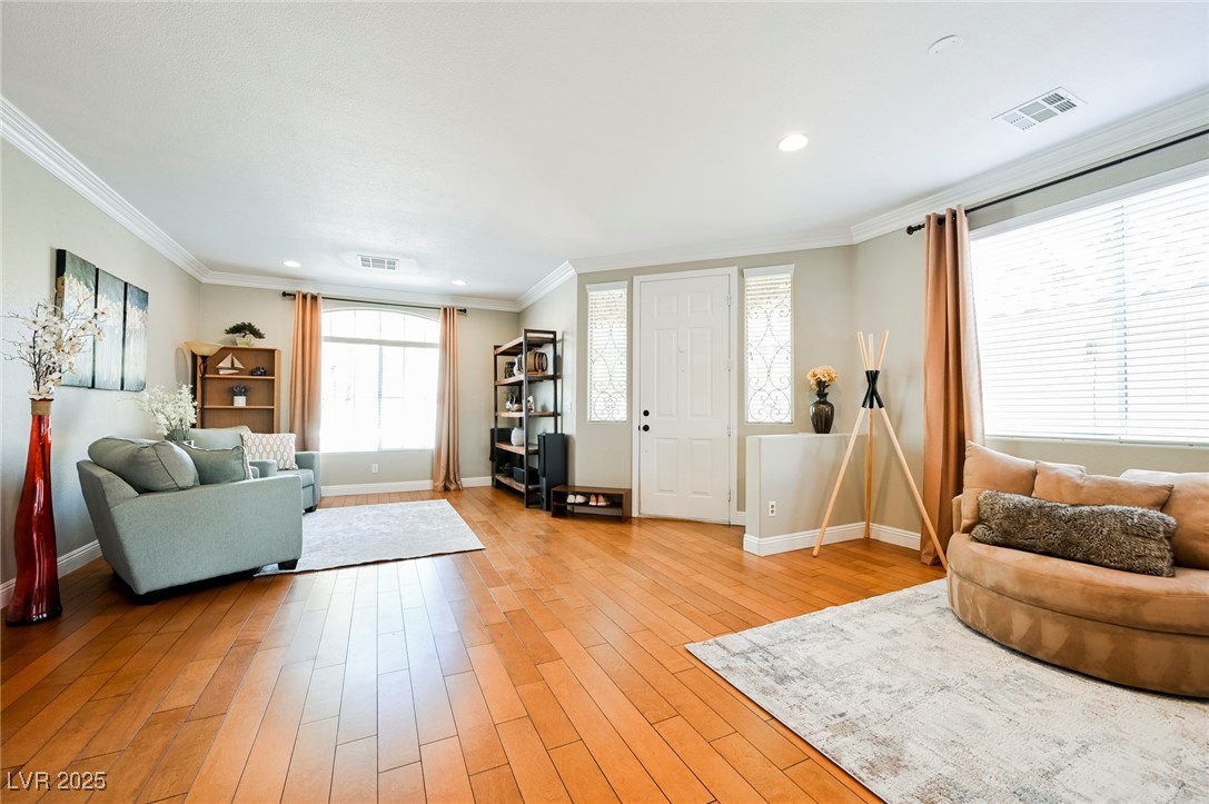 349 Summer Palace Way