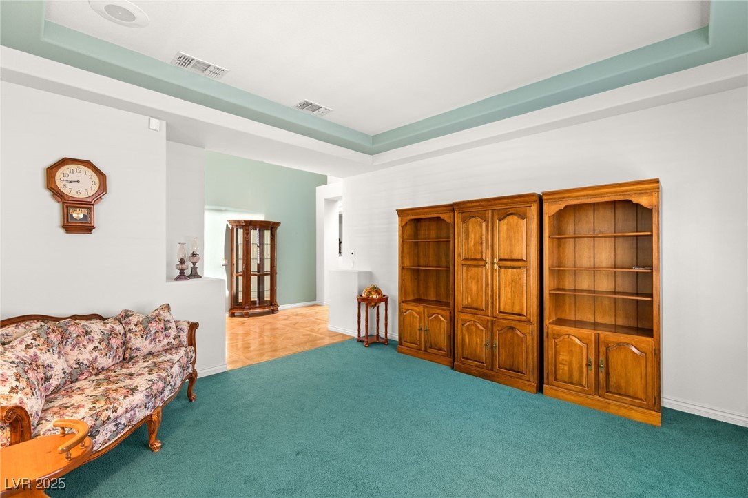 1932 Glenview Drive