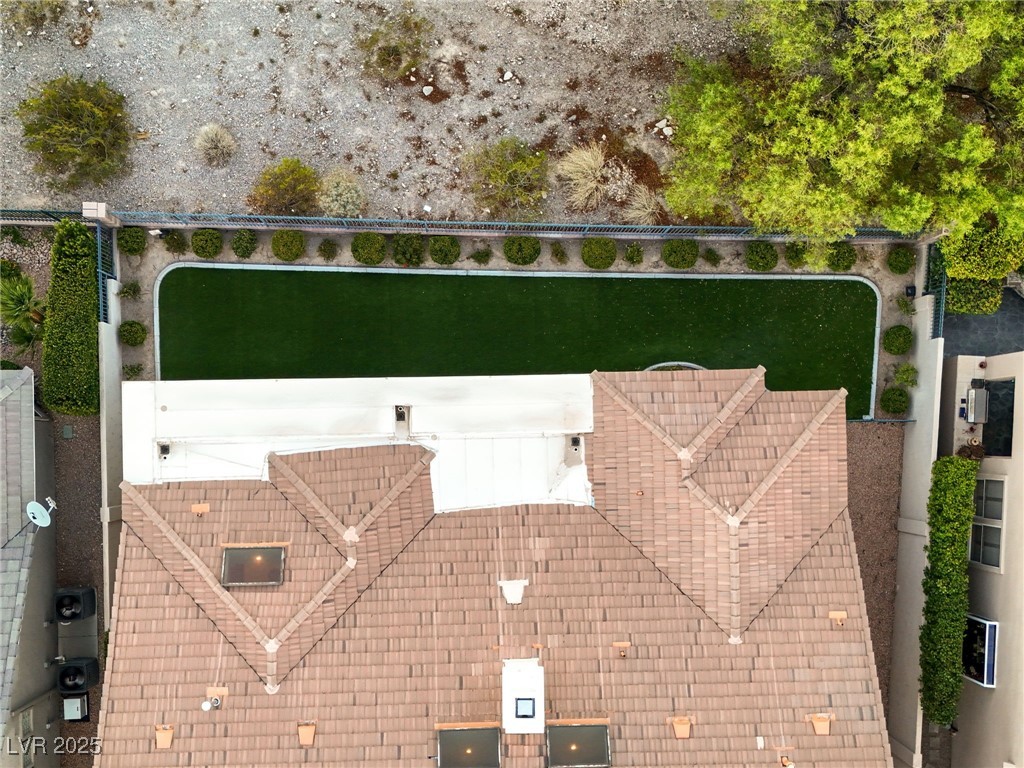 1932 Glenview Drive