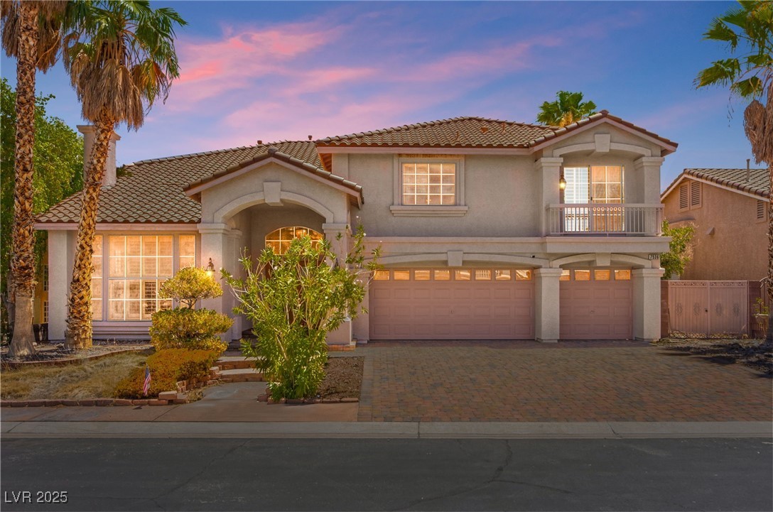 7536 Gossamer Wind Street