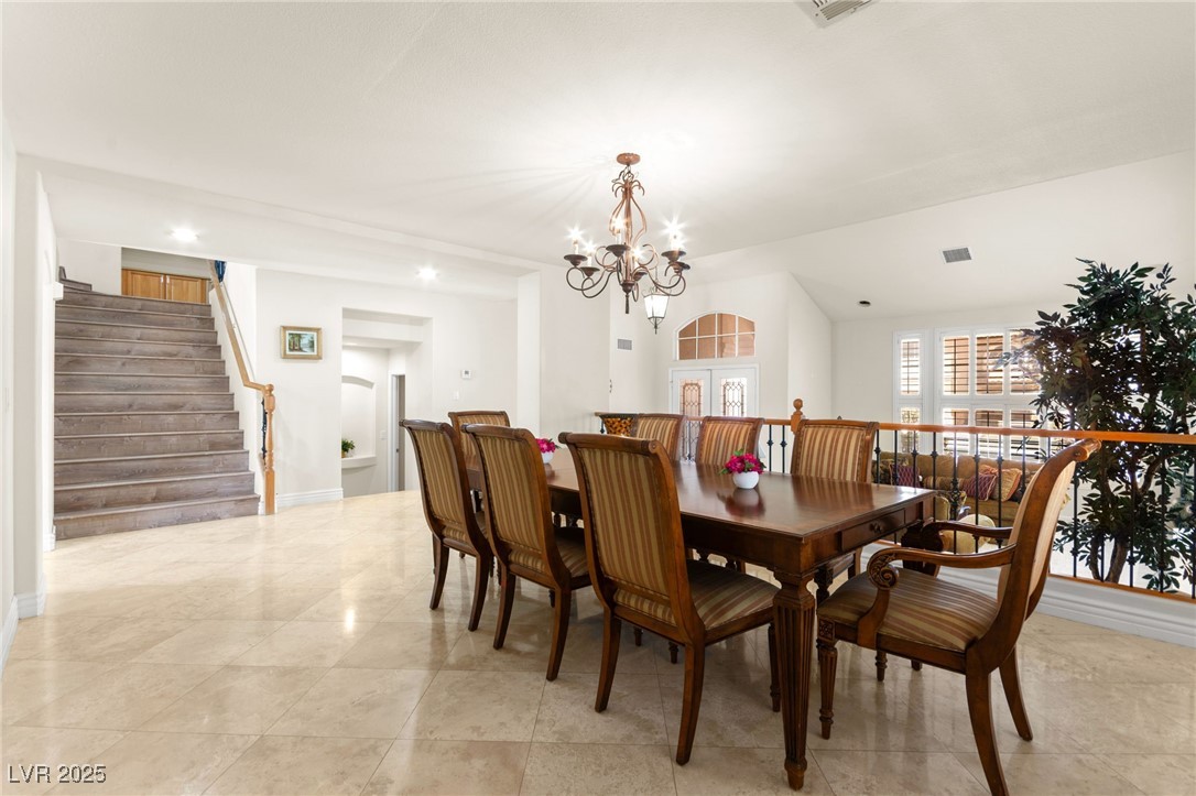 7536 Gossamer Wind Street