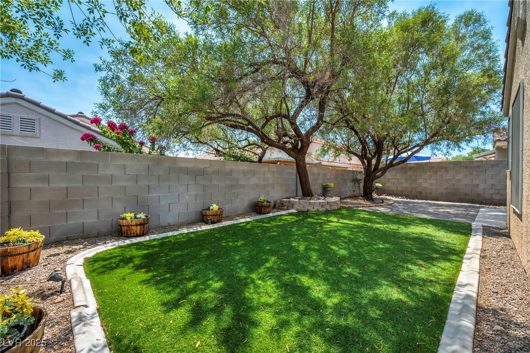 8557 Hidden Pines Avenue