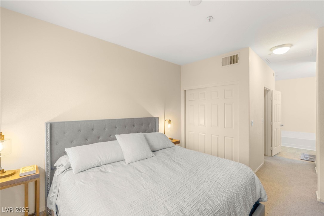 2291 West Horizon Ridge Parkway 8248