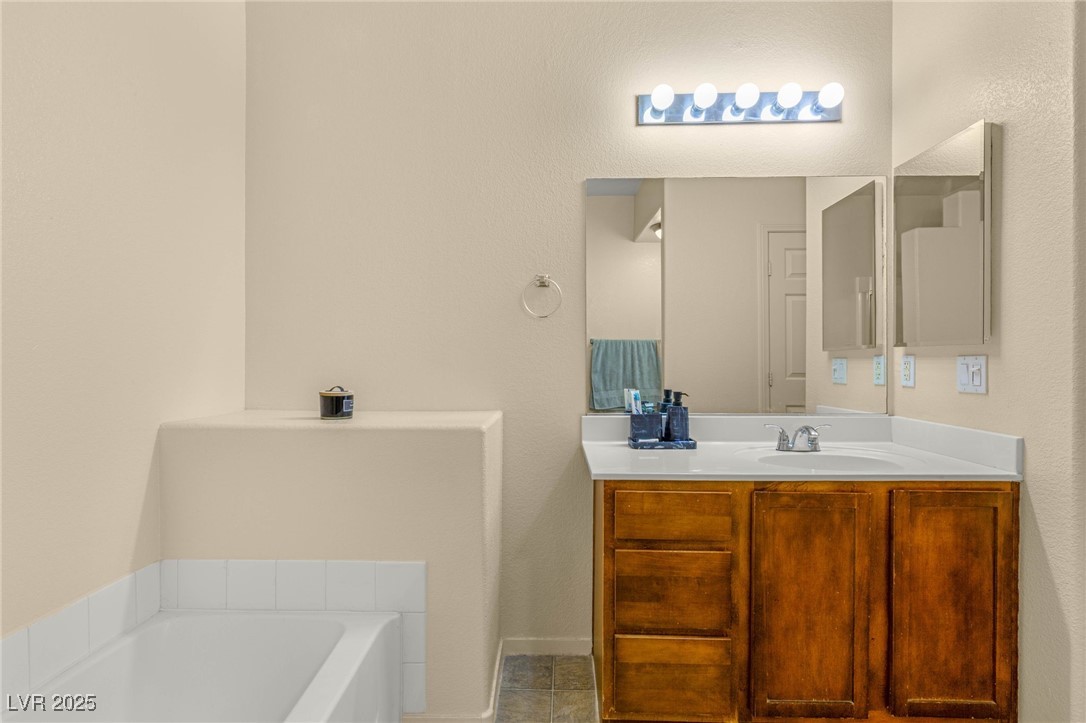 2291 West Horizon Ridge Parkway 8248