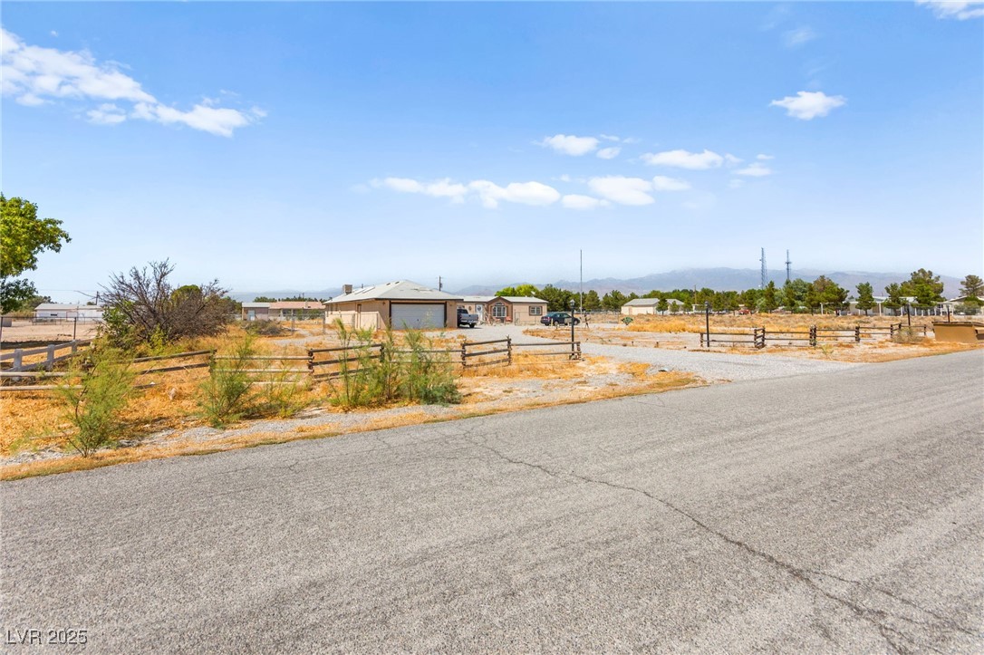 3300 East Navajo Boulevard