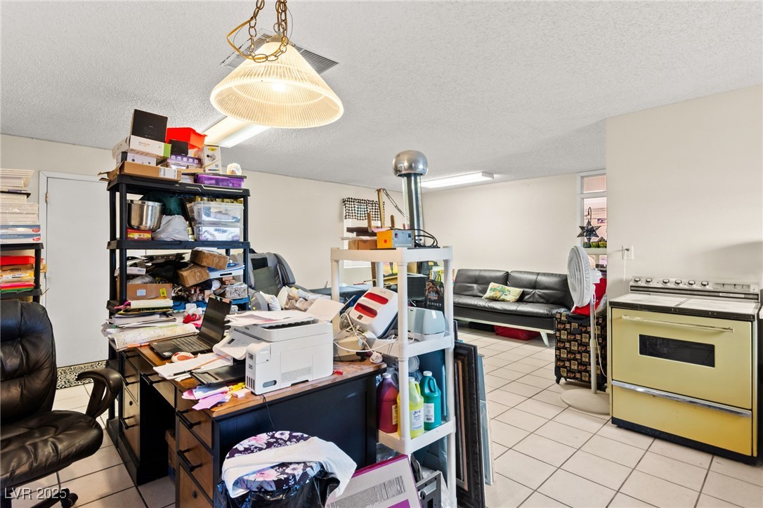 3300 East Navajo Boulevard