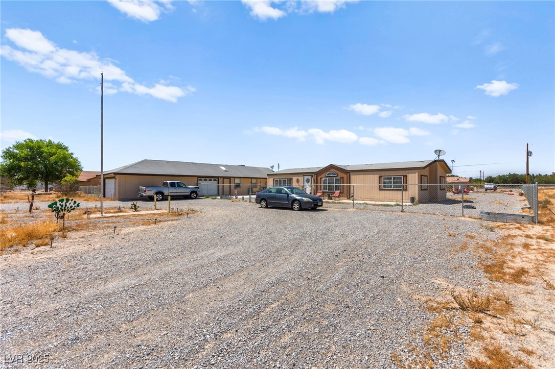 3300 East Navajo Boulevard