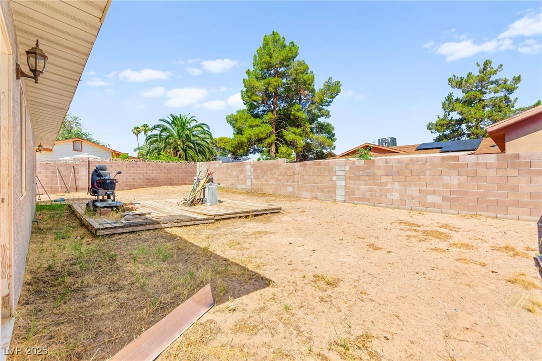 5225 Saratoga Drive