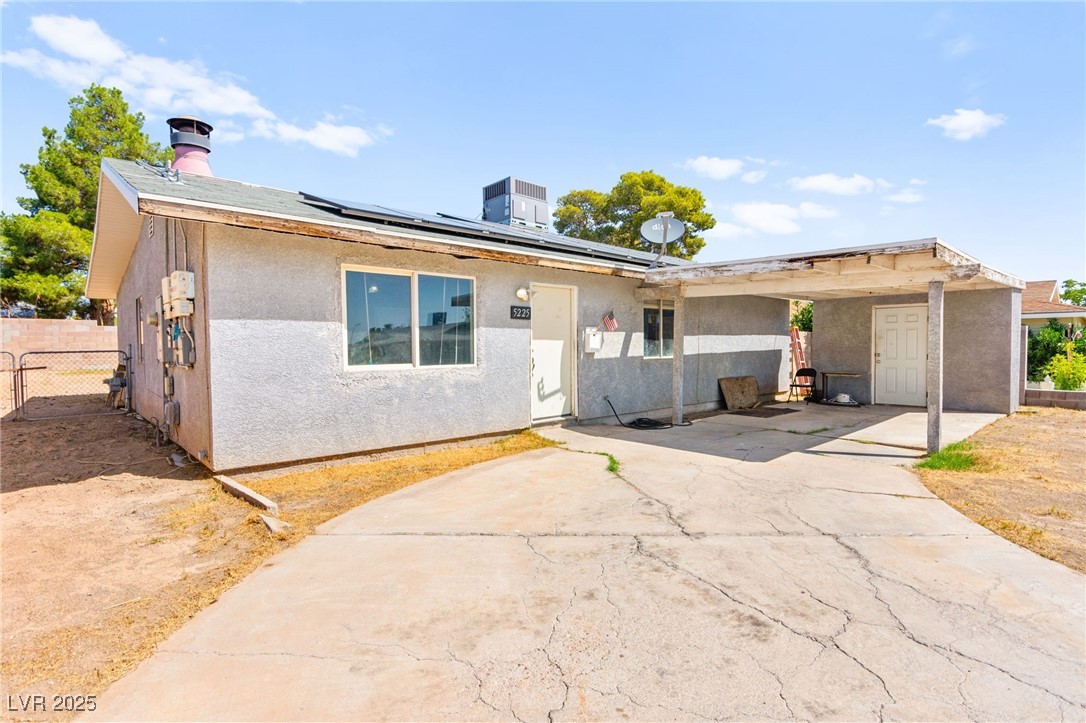5225 Saratoga Drive