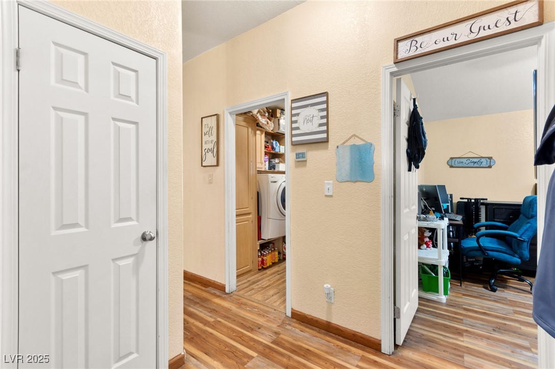 4954 Mar Vista Way