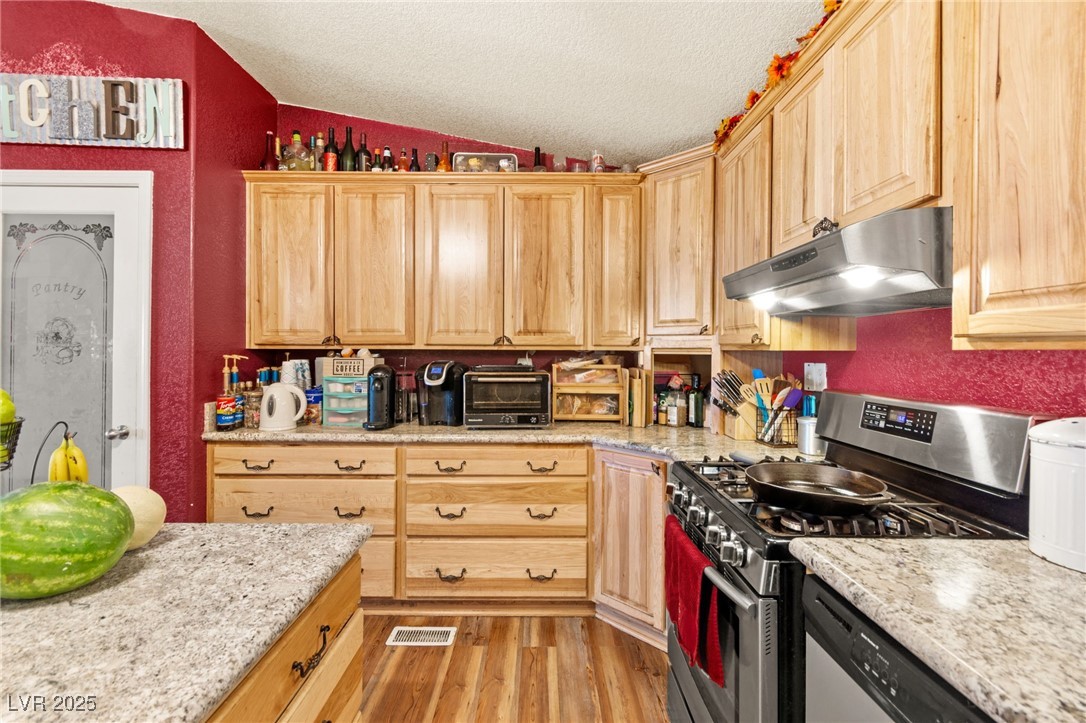 4954 Mar Vista Way