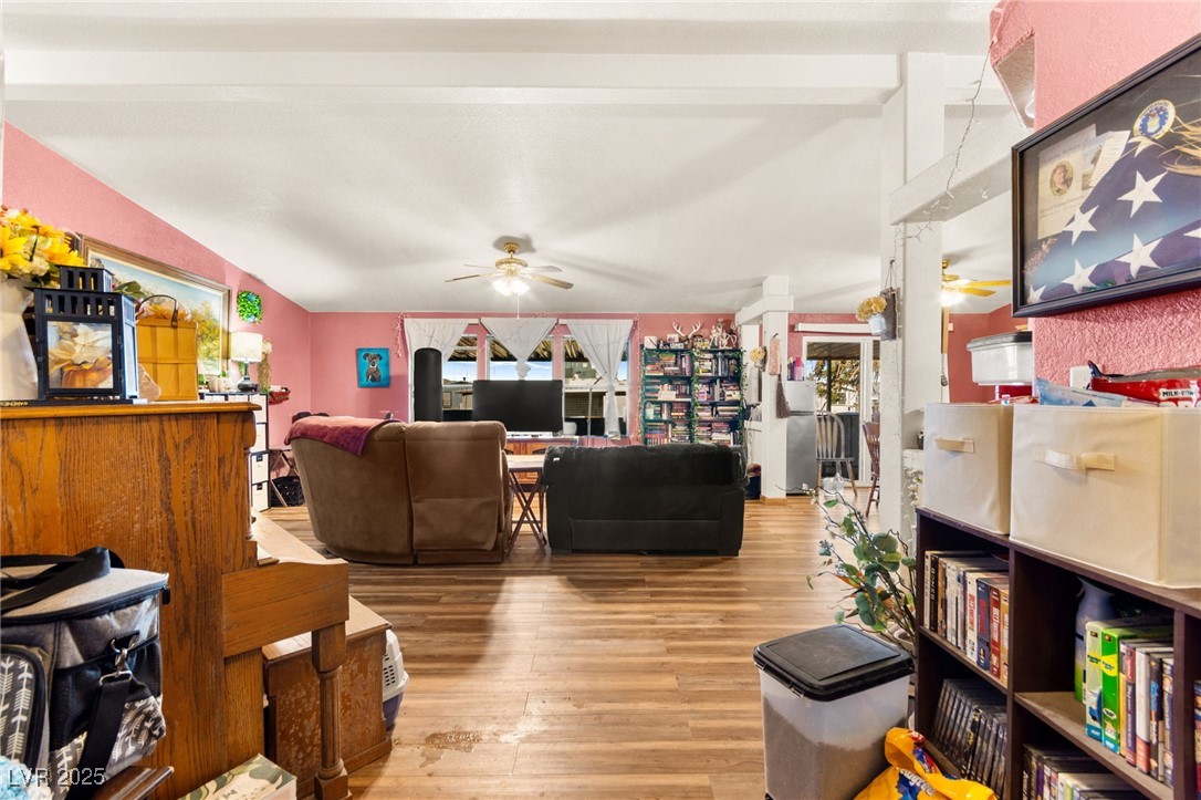 4954 Mar Vista Way