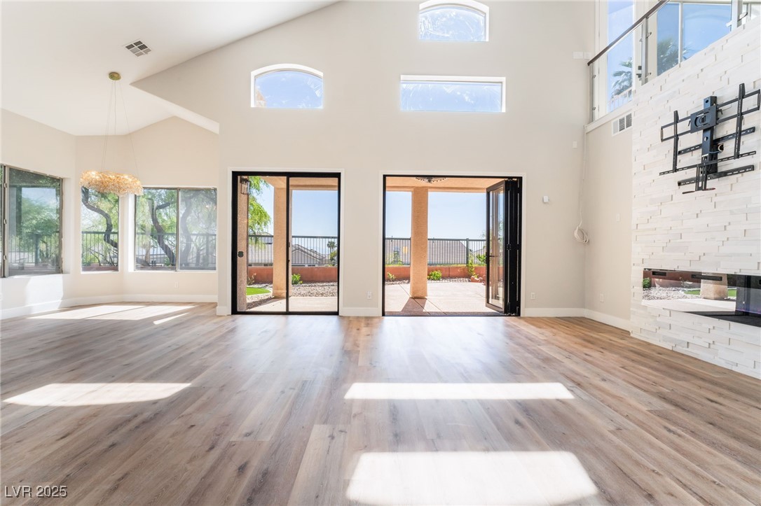 1016 Eaglewood Drive