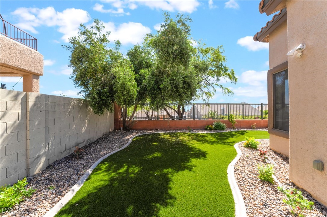 1016 Eaglewood Drive