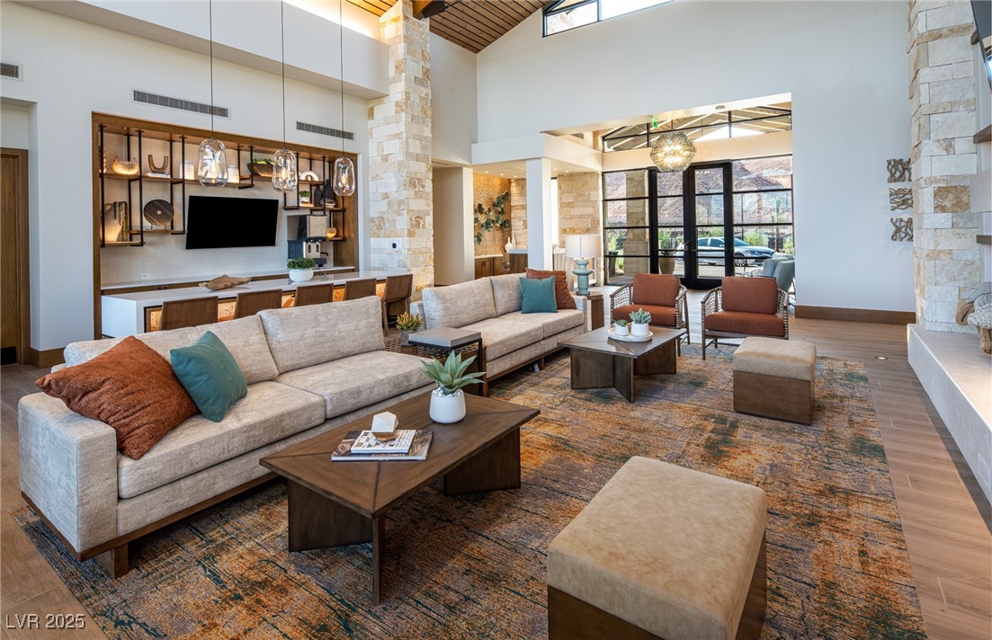 160 Stone Mesa Court